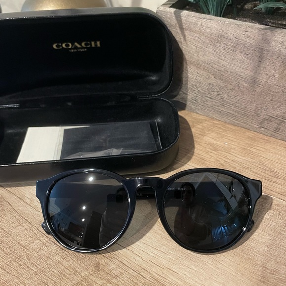Coach Sunglasses - Picture 1 of 5